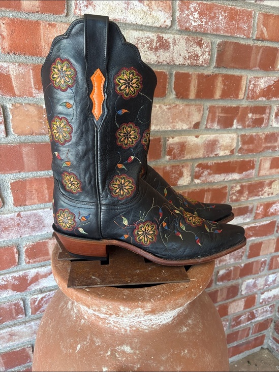 Lucchese Shoes - Lucchese Floral Print Embroidered Accent Western Boots size 10